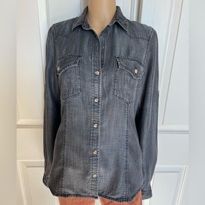 Cloth and Stone button up top